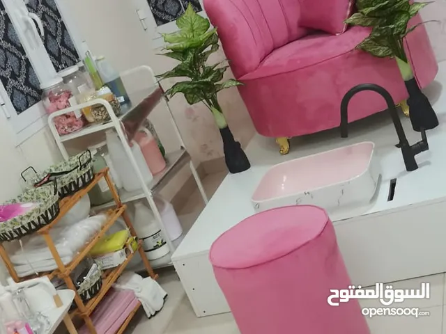 صالون تجميل نسائي للبيع بولايه قريات