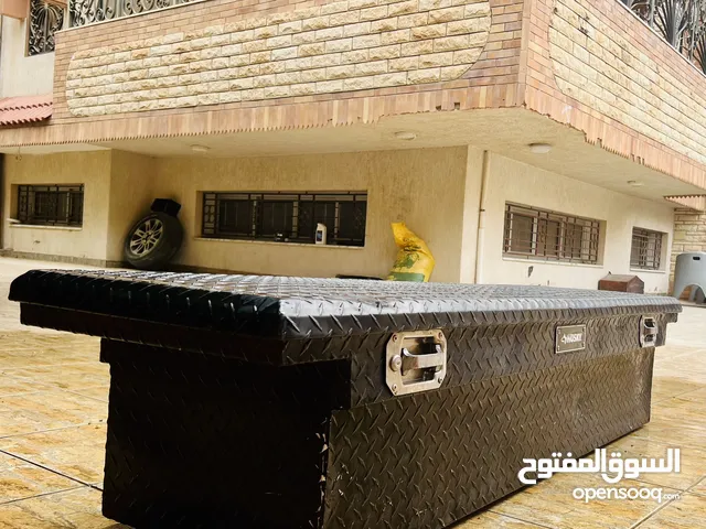 صندوق عدة تيوتا تندرا 2007-2021 الومنيوم شركة امريكيه