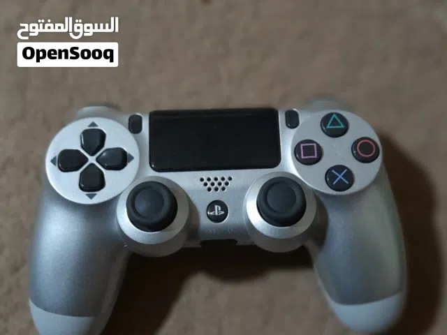 يدات بلستيشن 4 مستعملة