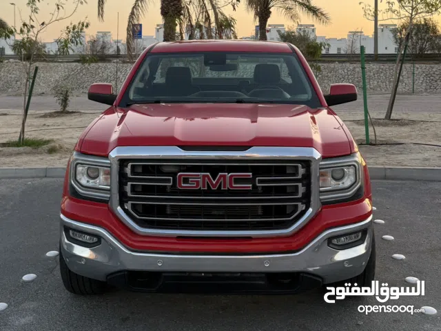 Used GMC Sierra in Northern Governorate