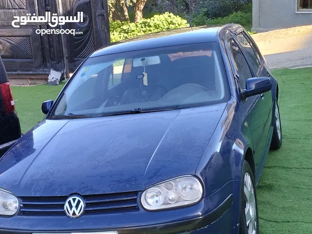 Volkswagen Golf Golf in Jenin