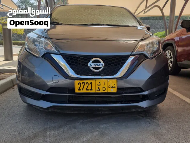 2018 نيسان فيرسا Standard