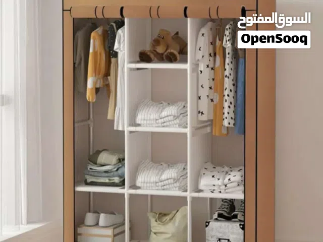 وفرنالك الحل الأمثل لتعليق الملابس بأشيك شكل خزانة و ستاند لتعليق الملابس متنقل معدني سهل الحركة