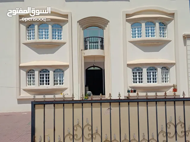 130 m2 3 Bedrooms Apartments for Rent in Muscat Seeb