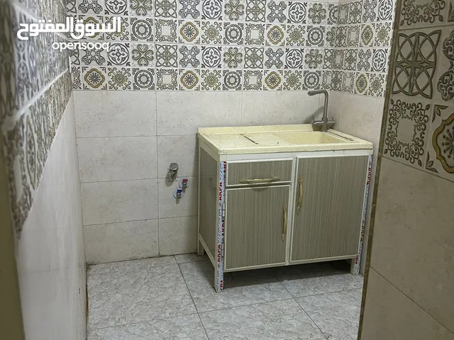 349m2 More than 6 bedrooms Townhouse for Sale in Basra Jaza'ir