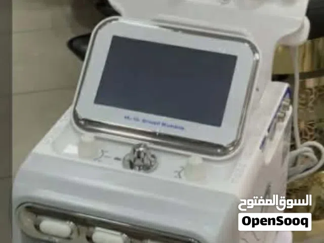 جهاز هيروفاشن  للبشره. جديد كامل   والعربه جديده   مستخدم للدعايه العيادة بس   جديد بدون بوكس فقط