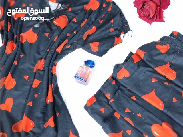 بيجامة قطعتين