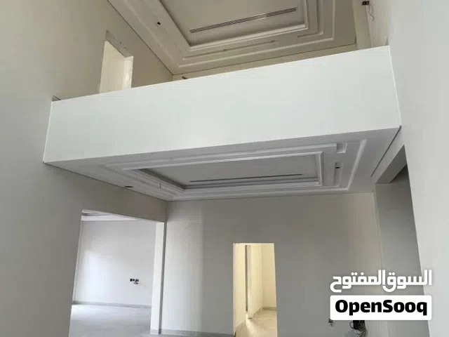 للبيع فيلا في ارقى مناطق الخوض بمساحة بناء 525 م