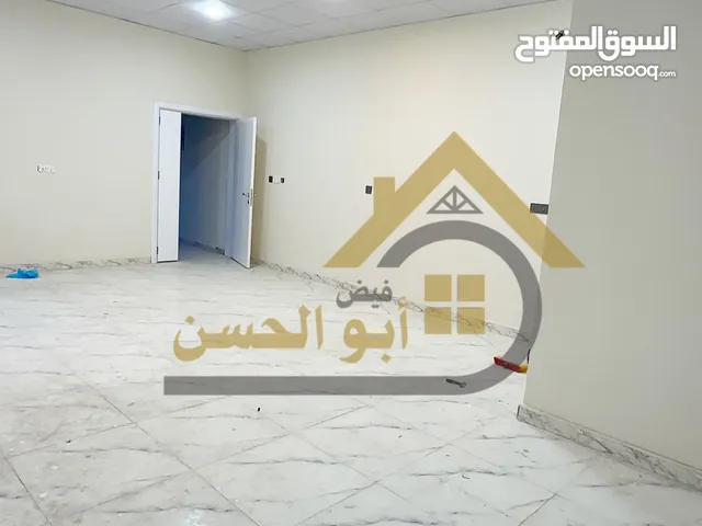طابق تجاري تشطيب حديث للايجار في منطقة الطويسة