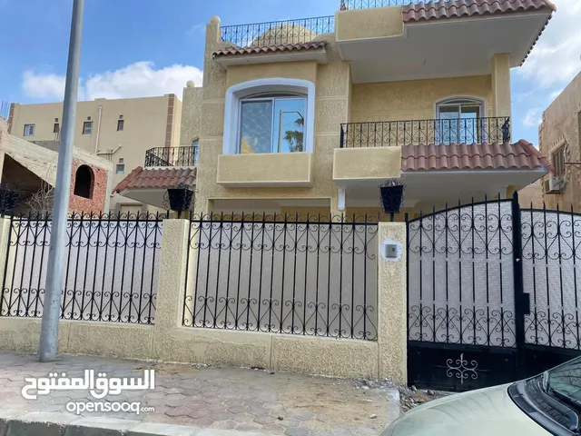 400 m2 5 Bedrooms Villa for Rent in Cairo Shorouk City