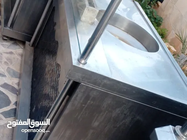 عدة مطعم حمص فول فلافل مستعمل للبيع