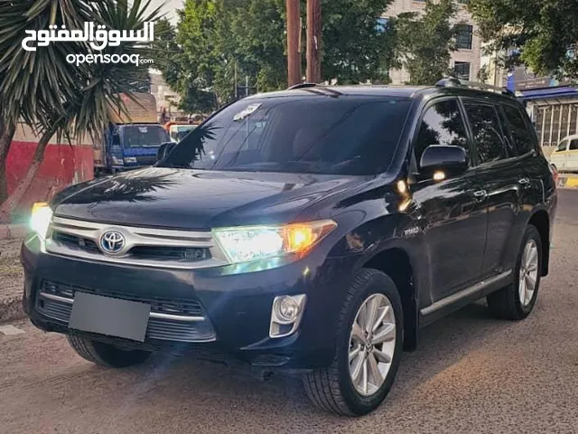 Used Toyota Highlander in Sana'a