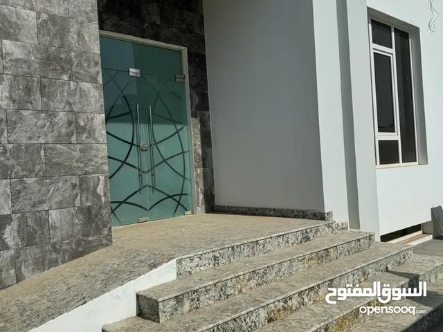 600 m2 More than 6 bedrooms Villa for Sale in Muscat Al Khoud