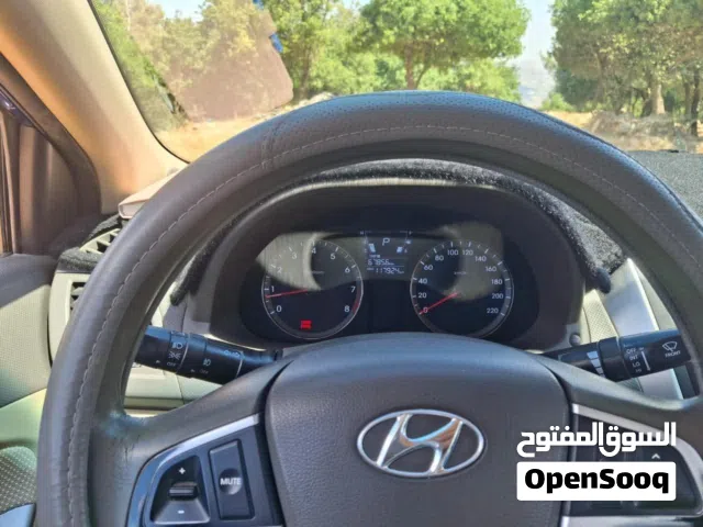 2013 Hyundai Accent Standard