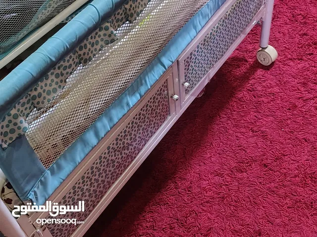 تخت بيبي أطفال