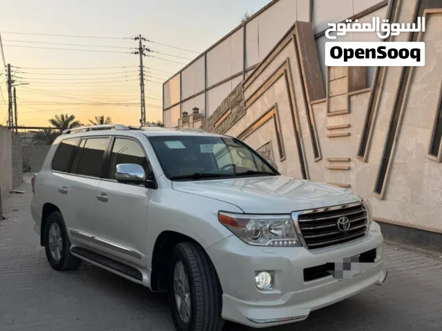 2013 Toyota Land Cruiser GXR