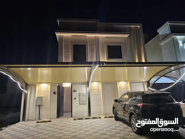 فيلا للايجار السنوي بالفرش كامل + 5 غرف ماستر