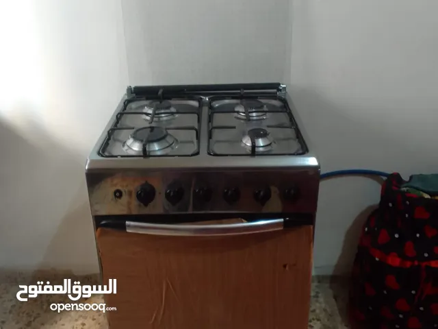 غاز نضيف 4 عيون استخدام 3 سنوات قابل لتفاوض عمان جبل النزهه