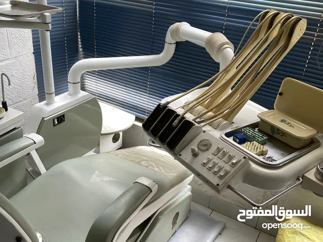 كرسي اسنان هيدروليك للببع