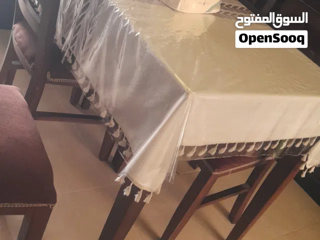طاولة طعام للبيع
