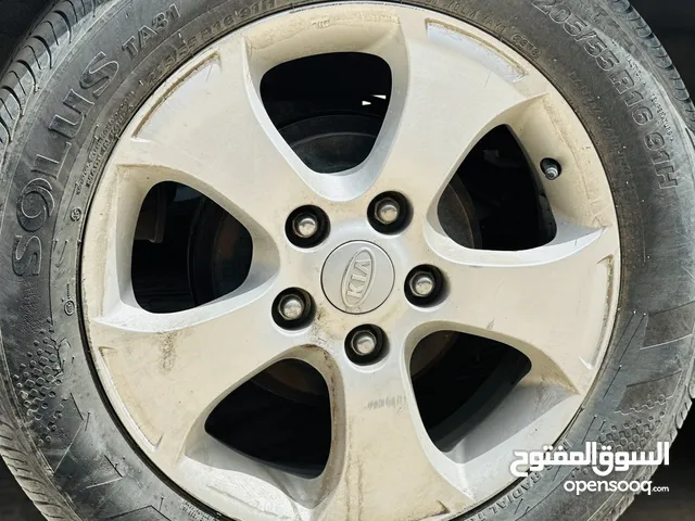 Kumho 16 Tyre & Rim in Tripoli