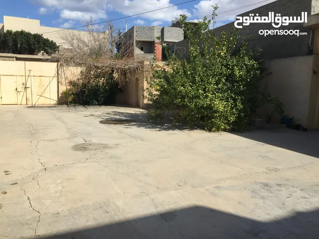1000 m2 More than 6 bedrooms Townhouse for Sale in Misrata Tripoli St