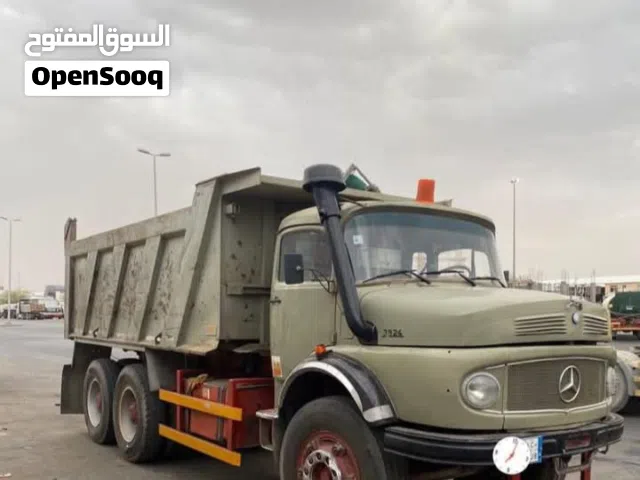 للبيع قلابات بوز.  عدد30قلاب