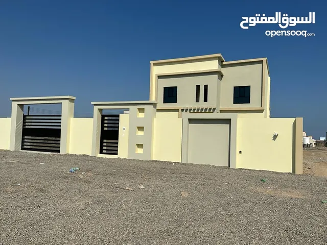 300 m2 5 Bedrooms Townhouse for Sale in Al Batinah Al Khaboura
