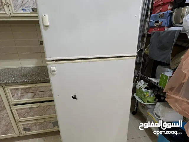 ثلاجة ونسا