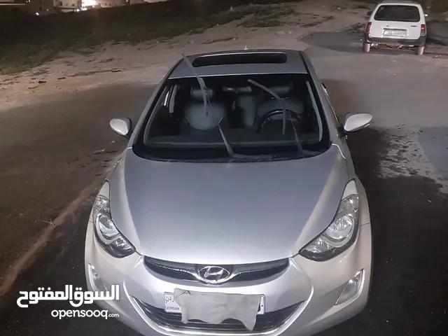 Used Hyundai Avante in Amman