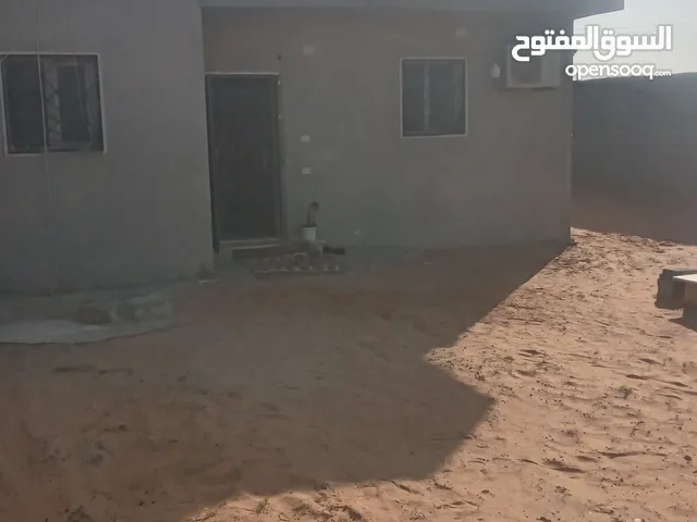 2 Bedrooms Farms for Sale in Tripoli Al-Qaio