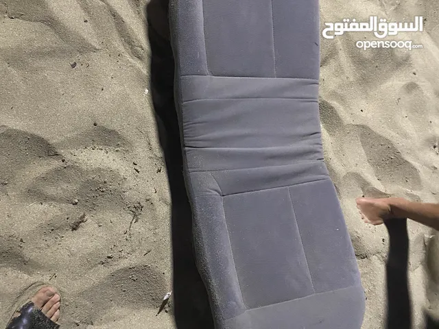 كرسي مستعمل للسيارة