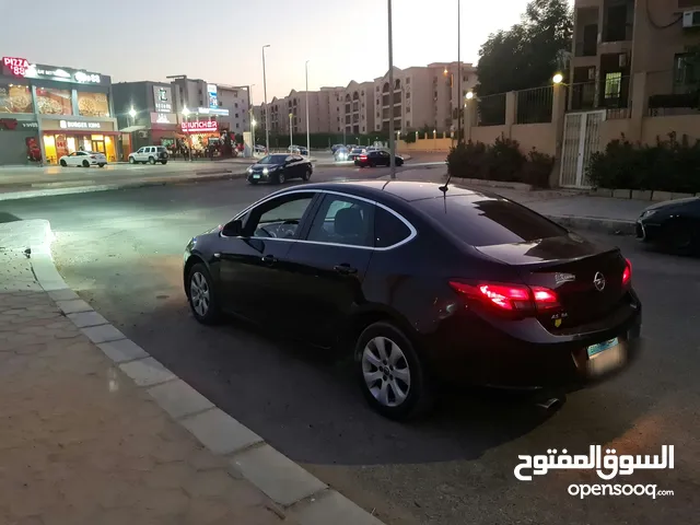 اوبل استرا 2019