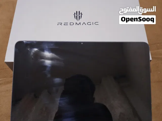 أيباد رد مجك 16رام 512جيجه