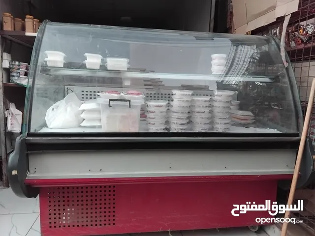 ثلاجه عرض  تبريد جيد البيع