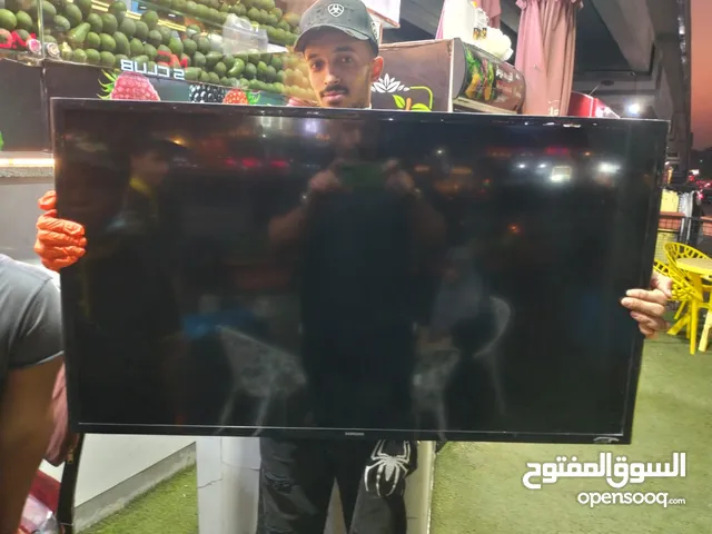 Samsung Smart 42 inch TV in Cairo