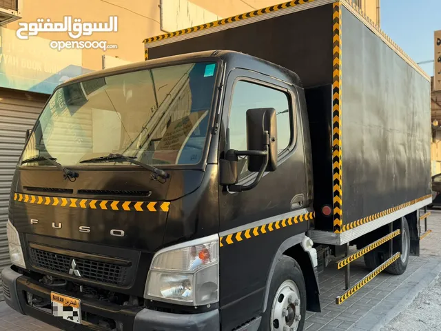 ميتسوبيشي فوسو موديل 2017 شاصي طويل ماشي 120 الف فقط