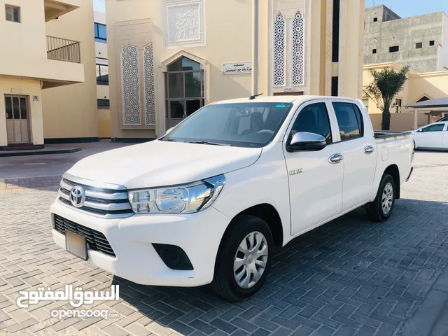 Toyota Hilux Pickup 2019 2.0 Manual gear