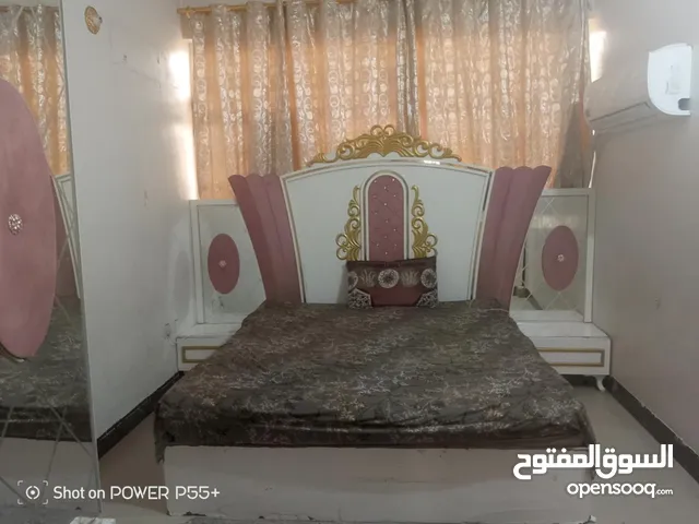 غرفه تركيه مستعمله 8 قطع تباع ع ضرر مالته في سجنه الكنتور