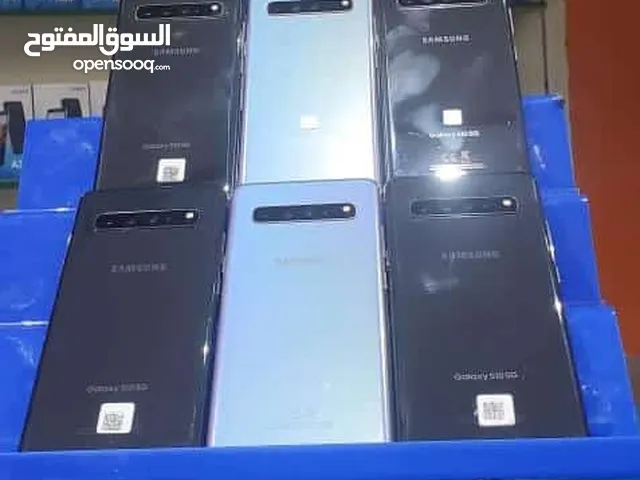 Samsung Galaxy S10 5G 128 GB in Aden