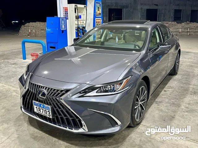 Lexus ES 2024 in Muscat