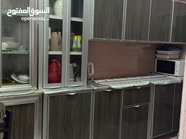 مطبخ مستعمل نظيف