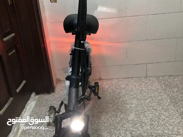 سكوتر نظيف