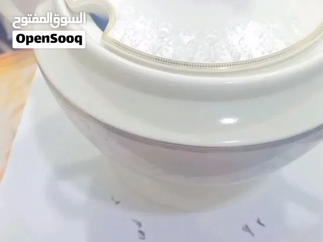 جدر زجاج مال تقديم سفره حجم كبير