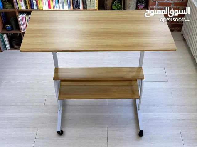 ميز حاسبة متحرك