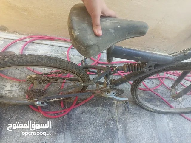 بسكليتات لي بيع الاثنين مع بعض بسعر 20-25 دينار أردني