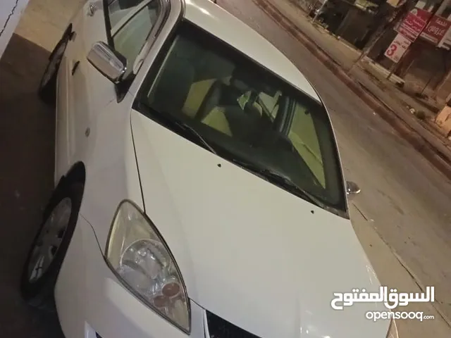 متسوبيشي لانسر 2013