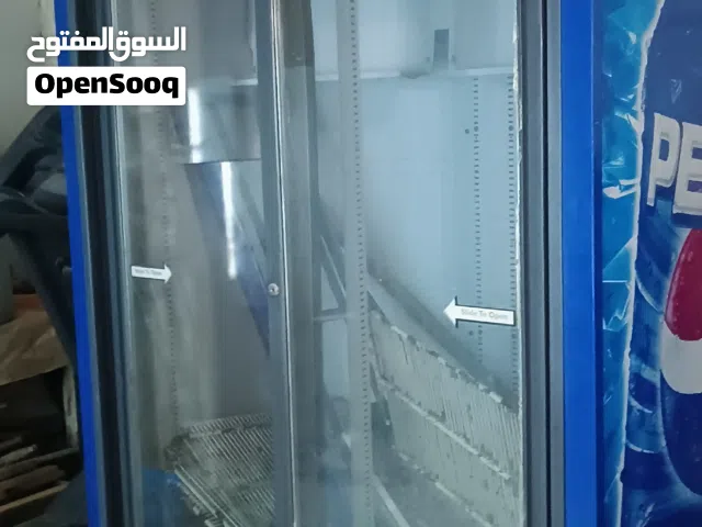 ثلاجه كولا عرض بابين شغاله 100%