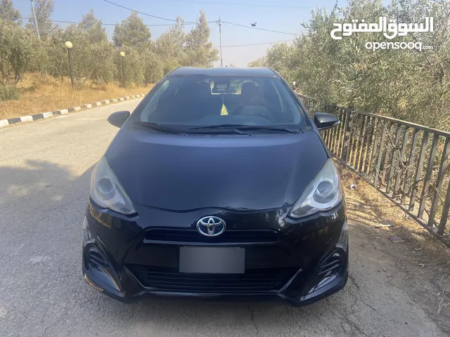Used Toyota Prius in Amman