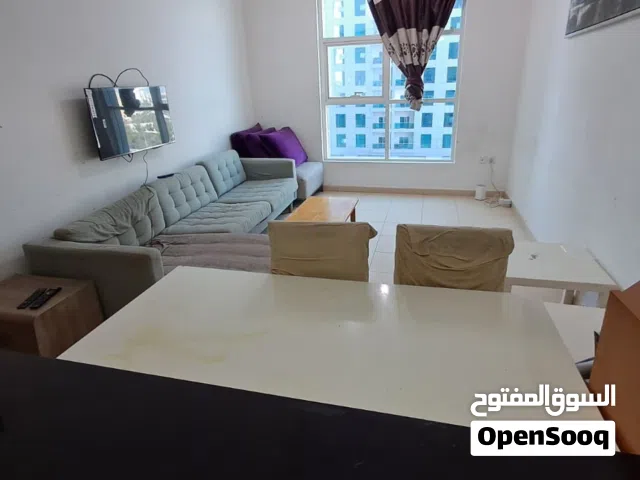 غرفة وصالة سعر ممتاز منطقة حيوية اققل الاسعار فالسوق  قريب من جميع الخدامات
